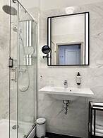 Amber Design Residence