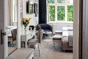 Amber Design Residence