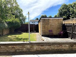 Huku Kwetu - Chelsea Garden