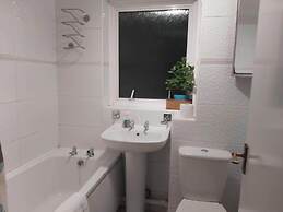 Huku Kwetu - Chelsea Garden