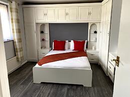 Huku Kwetu - Chelsea Garden