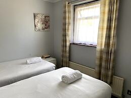 Huku Kwetu - Chelsea Garden