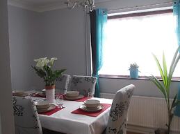 Huku Kwetu - Chelsea Garden