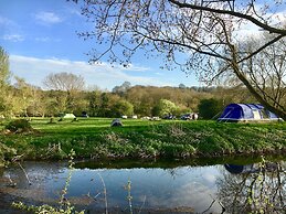 Cotswolds Camping at Holycombe