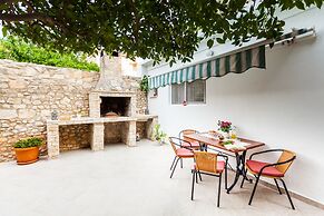 Guest House Mara