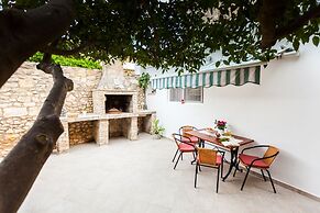 Guest House Mara