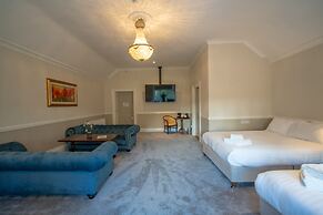 Greenway Manor Hotel