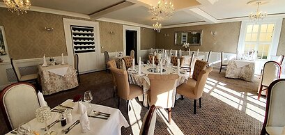 Greenway Manor Hotel