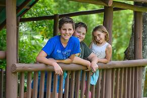 San Lameer Villa Rentals 1929