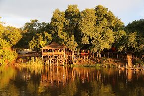 Rainbow River Lodge