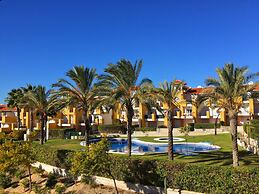 Cozy Apartment near Beach