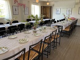 Kustnära Vandrarhem - Hostel