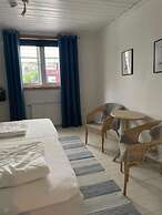 Kustnära Vandrarhem - Hostel