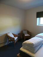 Kustnära Vandrarhem - Hostel