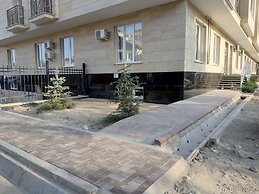 White Hotel & Hostel