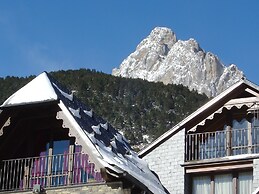 Hotel Valle De Izas