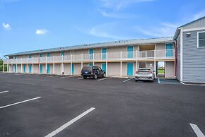 Rodeway Inn at Somers Cove Marina