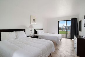 Rodeway Inn at Somers Cove Marina