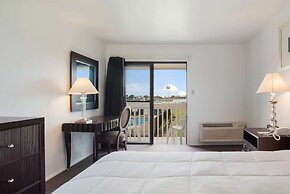 Rodeway Inn at Somers Cove Marina