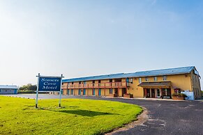 Rodeway Inn at Somers Cove Marina