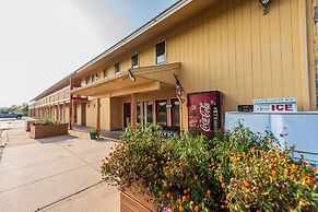 Rodeway Inn at Somers Cove Marina