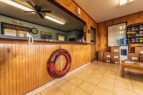 Rodeway Inn at Somers Cove Marina