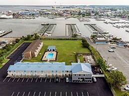 Rodeway Inn at Somers Cove Marina