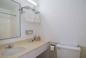 Rodeway Inn at Somers Cove Marina