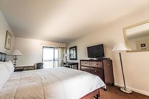 Rodeway Inn at Somers Cove Marina