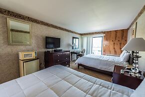 Rodeway Inn at Somers Cove Marina