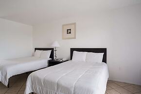 Rodeway Inn at Somers Cove Marina