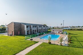 Rodeway Inn at Somers Cove Marina