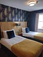 The Crown Inn - By Blunt Bars