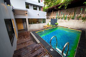 Feel Nimman Boutique