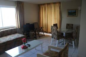 Angel Fish Beach Suites - Turtle Tower