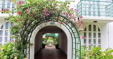 Studio at Sandcastle Resort