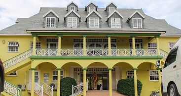 Studio at Sandcastle Resort