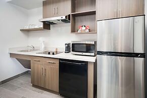 Wingate by Wyndham Austin North