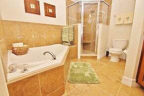 Oceanwalk 18-406 Apartment 2