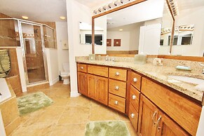 Oceanwalk 18-406 Apartment 2