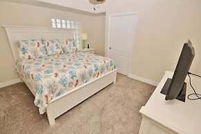 Oceanwalk 18-406 Apartment 2