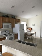 Davenport Vacation Homes by Shine FM