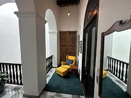 352 Guest House