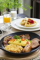 Ratchapruek Lanna Boutique