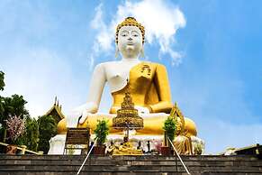 Ratchapruek Lanna Boutique