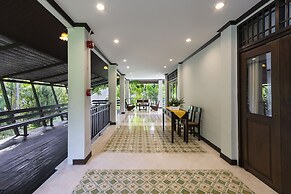 Ratchapruek Lanna Boutique