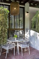 Ratchapruek Lanna Boutique