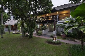 Ratchapruek Lanna Boutique