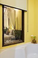 Ratchapruek Lanna Boutique