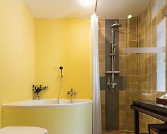 Ratchapruek Lanna Boutique